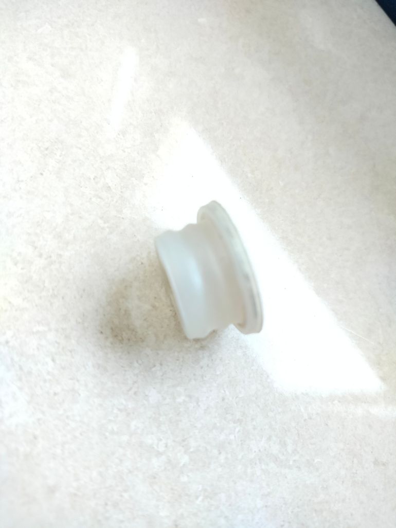 Used Bianchi White Handlebar Plugs for Vintage Bikes bike — image 3 of 3