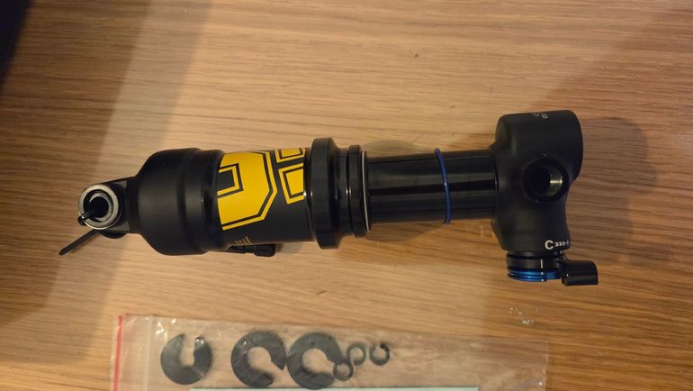 Used Öhlins TTX1 Air 165x45 Trunnion bike — image 1 of 9