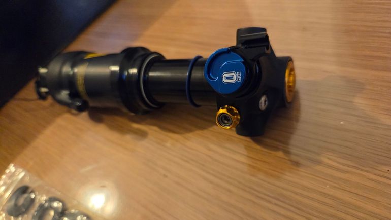 Used Öhlins TTX1 Air 165x45 Trunnion bike — image 8 of 9