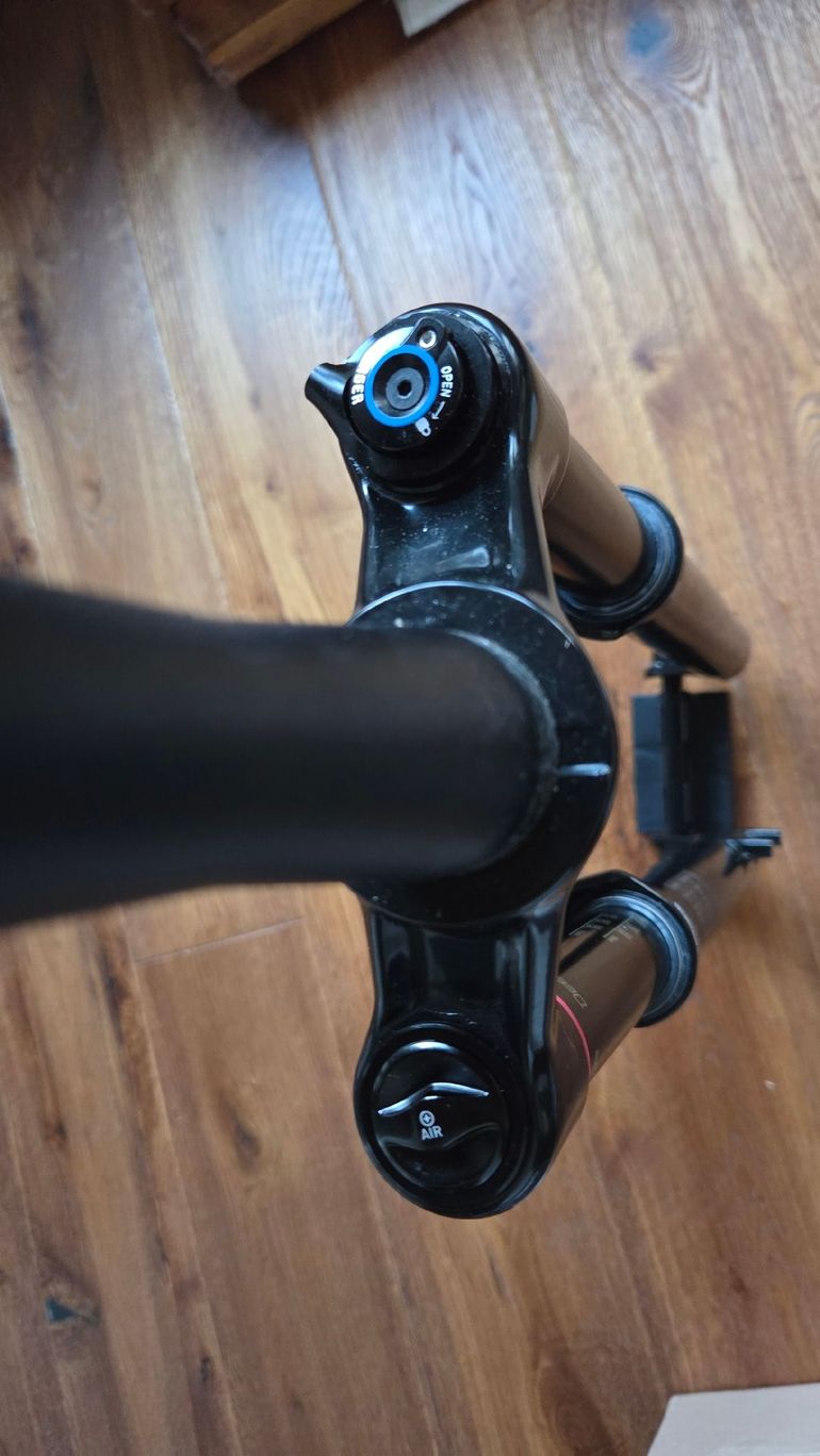 Used RockShox SID Select 29" 120 mm bike — image 6 of 6