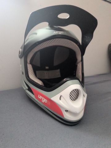 Urge pro co Pro Helmet 2026 bike d'occasion — image 1 sur 7