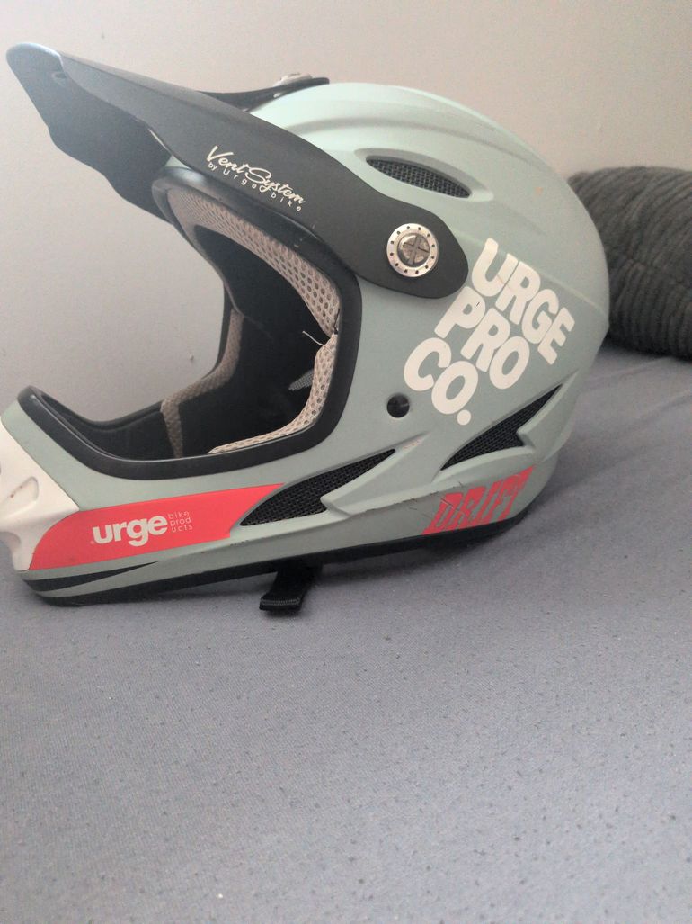 Gebrauchtes Urge pro co Pro Helmet 2026 bike — Bild 3 von 7