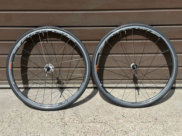 Used Fulcrum WH CPX 2.5 wheelset with tyres bike — image 1 of 8