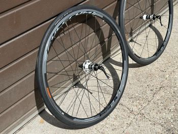 Used Fulcrum WH CPX 2.5 wheelset with tyres bike — image 2 of 8