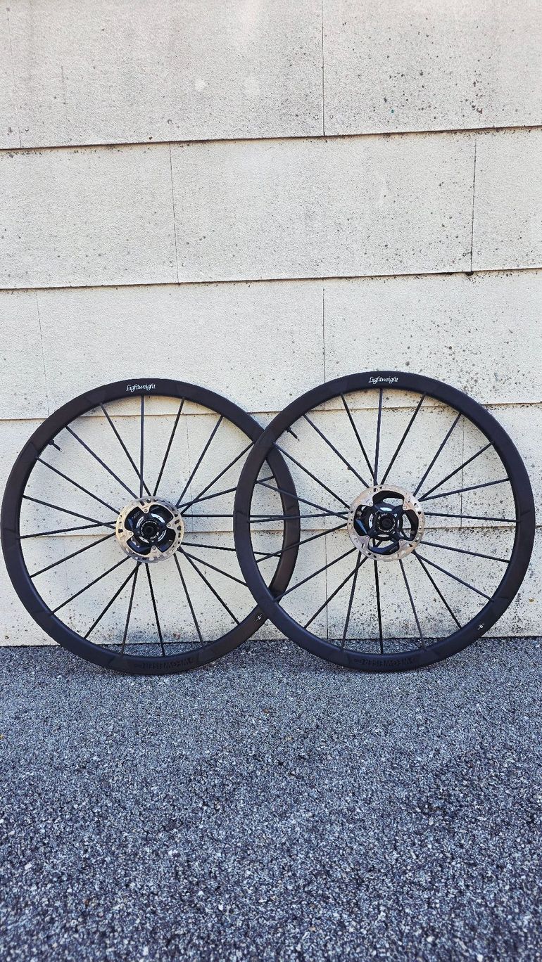Used Lightweight Wegweiser Evo Wheelset bike — image 1 of 11