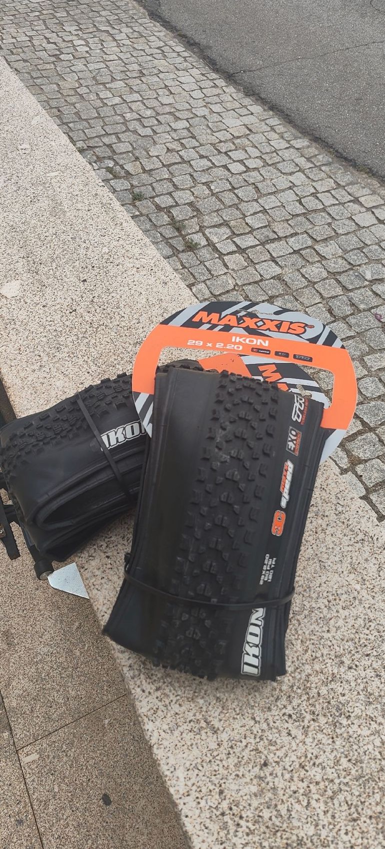 Tweedehands Maxxis IKON 29" 2.2 3C EXO TR Max Speed 2026 bike — afbeelding 1 van 3