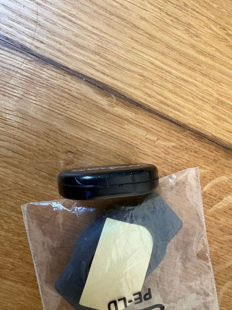Used Wahoo Cadence(RPM) Sensor bike — image 6 of 7