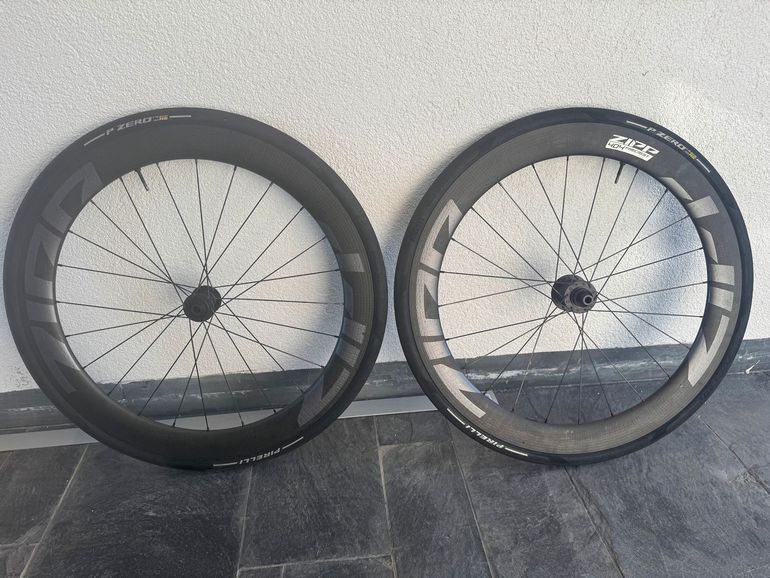 Gebrauchtes Zipp 404 Firecrest 2024 bike — Bild 1 von 2
