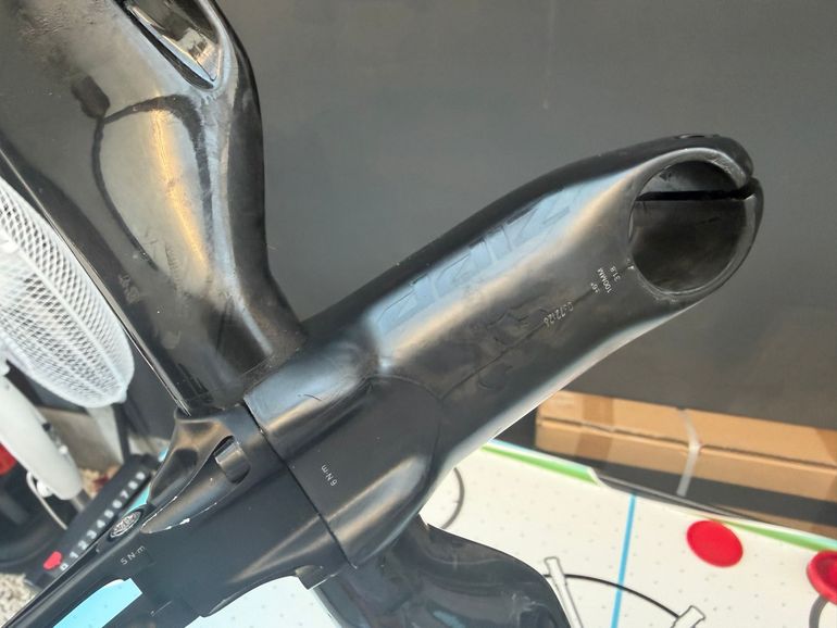 Zipp SL 70 Aero Handlebar 2023 bike d'occasion — image 8 sur 14