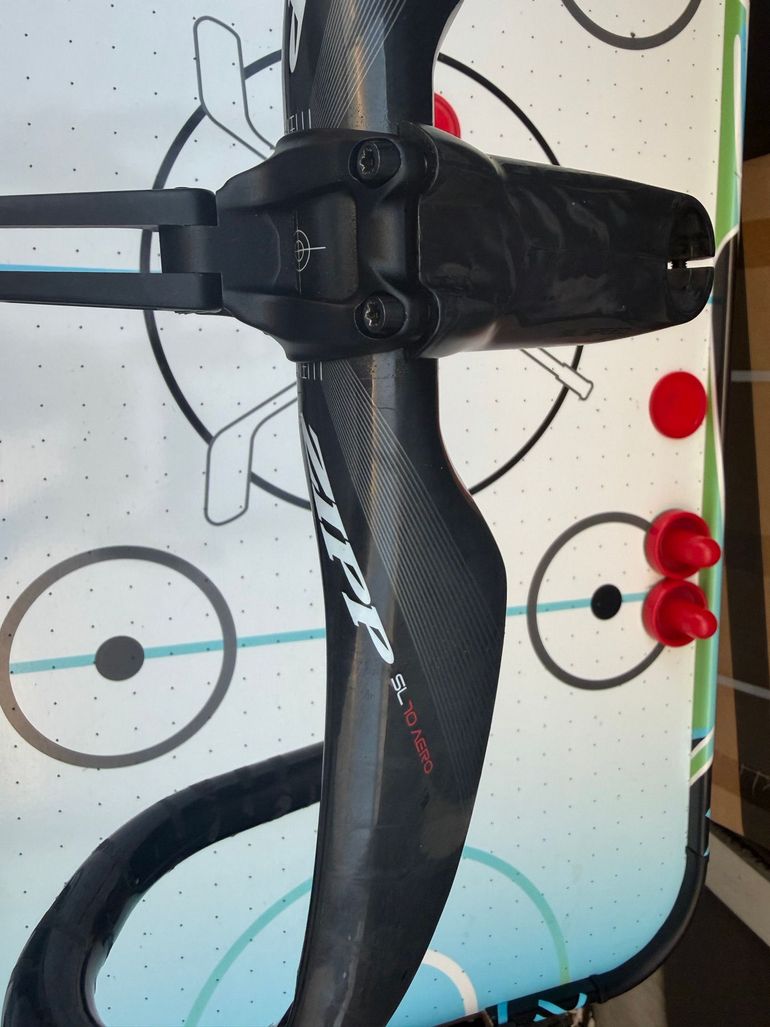 Zipp SL 70 Aero Handlebar 2023 bike d'occasion — image 3 sur 14