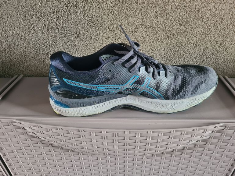 Asics Gel Nimbus 23 bike de segunda mano — imagen 2 de 4