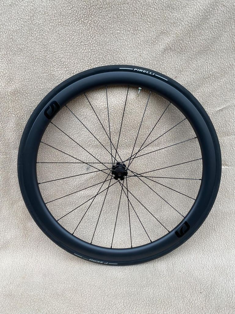 Most 40 Ultrafast 2025 bike d'occasion — image 4 sur 8