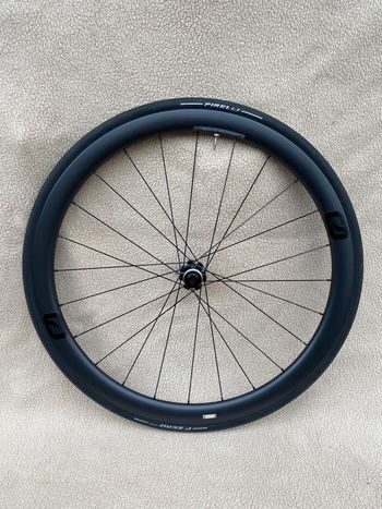 Most 40 Ultrafast 2025 bike d'occasion — image 7 sur 8