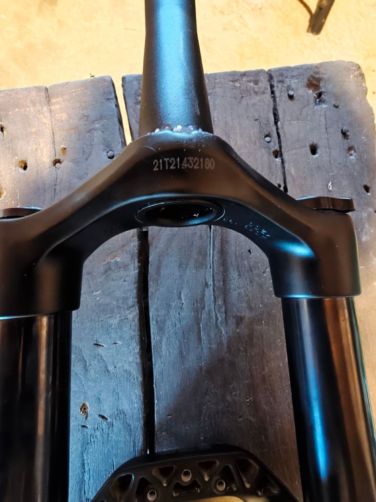 RockShox 35 Silver TK Fork 2023 bike usato — immagine 5 di 6