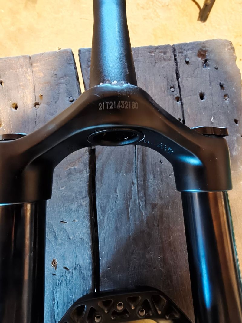Used RockShox 35 Silver TK Fork 2023 bike — image 5 of 6