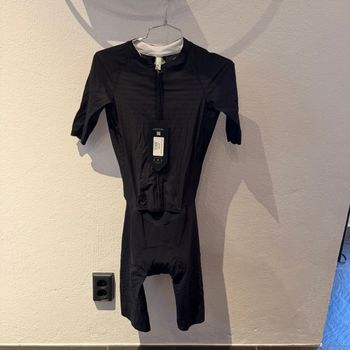Used Q36.5 Dottore Clima Road Skinsuit M// NEW!! 50% OFF!! 2025 bike