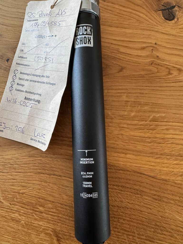 Used RockShox Reverb AXS 150 Seatpost bike — image 4 of 5