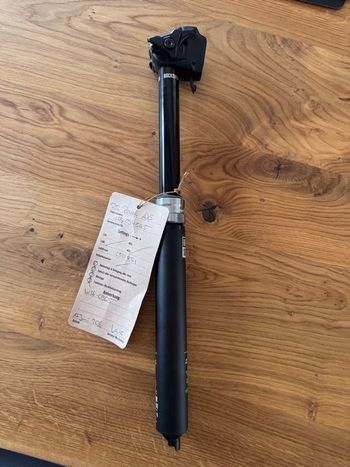 Used RockShox Reverb AXS 150 Seatpost bike — image 5 of 5