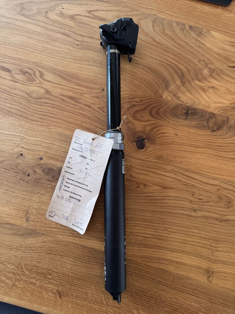 Used RockShox Reverb AXS 150 Seatpost bike — image 5 of 5