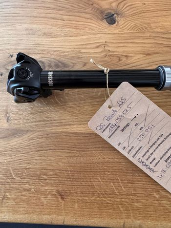 Used RockShox Reverb AXS 150 Seatpost bike
