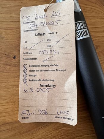 Used RockShox Reverb AXS 150 Seatpost bike — image 3 of 5
