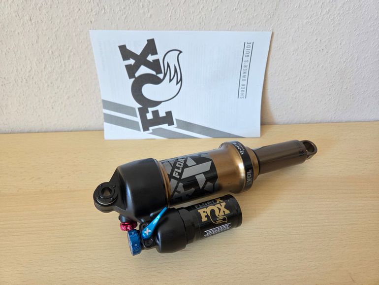Käytetty Fox DPX2 Factory 230x60mm Kashima 2025 bike — kuva 1 / 10