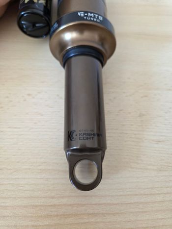 Käytetty Fox DPX2 Factory 230x60mm Kashima 2025 bike — kuva 5 / 10
