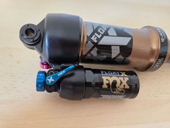 Käytetty Fox DPX2 Factory 230x60mm Kashima 2025 bike — kuva 2 / 10