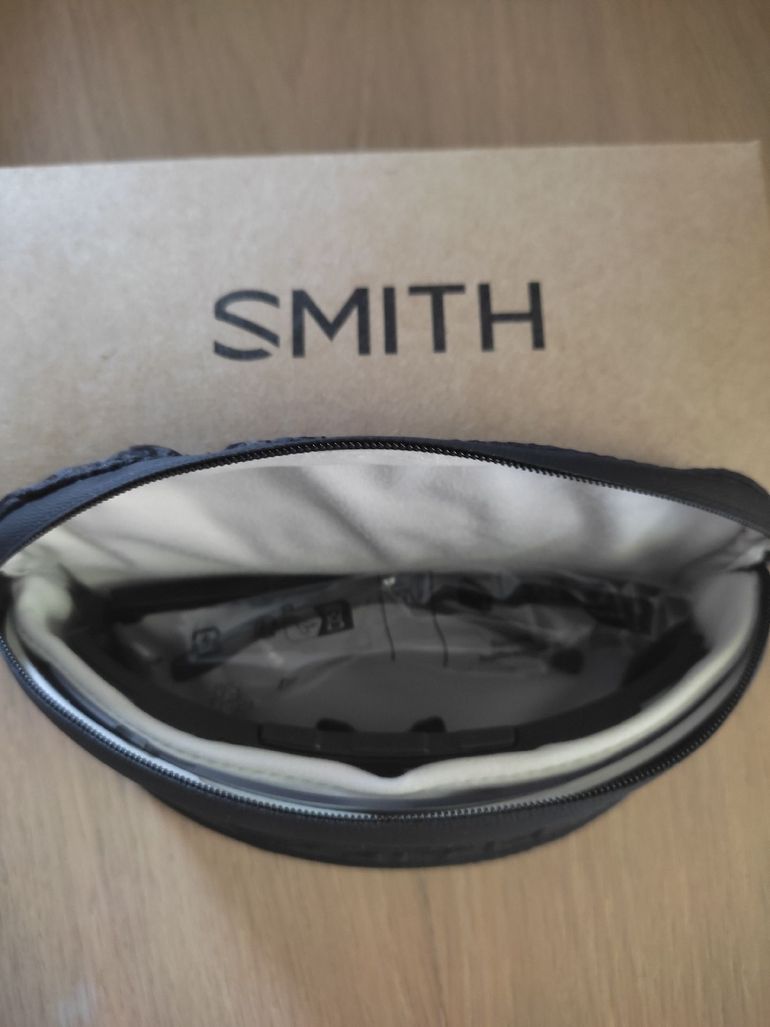 Used Smith Optics Syncline Fotocromatici Chromapop Neri 2026 bike — image 9 of 9