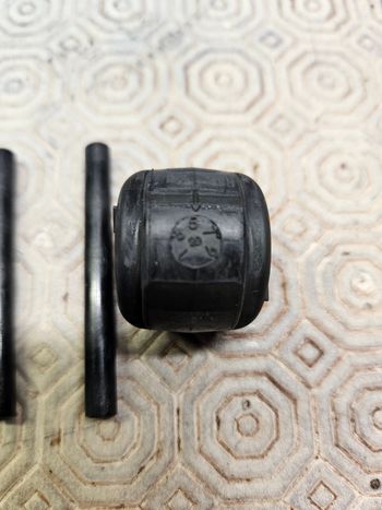 Used Cane Creek eeSilk 2.0 Suspension Seatpost bike — image 7 of 17