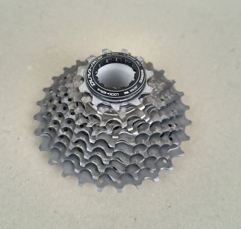 Used Shimano Dura-Ace Di2 9070 Groupset bike — image 10 of 11