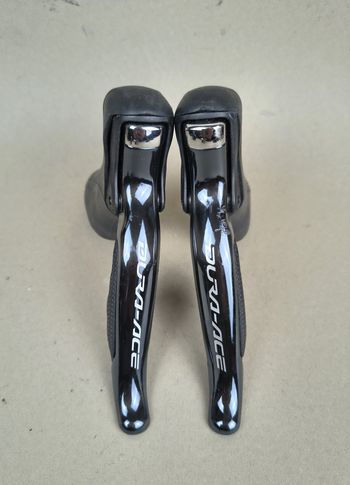 Used Shimano Dura-Ace Di2 9070 Groupset bike — image 4 of 11
