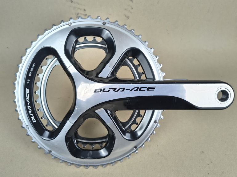 Used Shimano Dura-Ace Di2 9070 Groupset bike — image 2 of 11