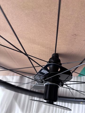 Used super team Carbon Wheels 2026 bike — image 4 of 4