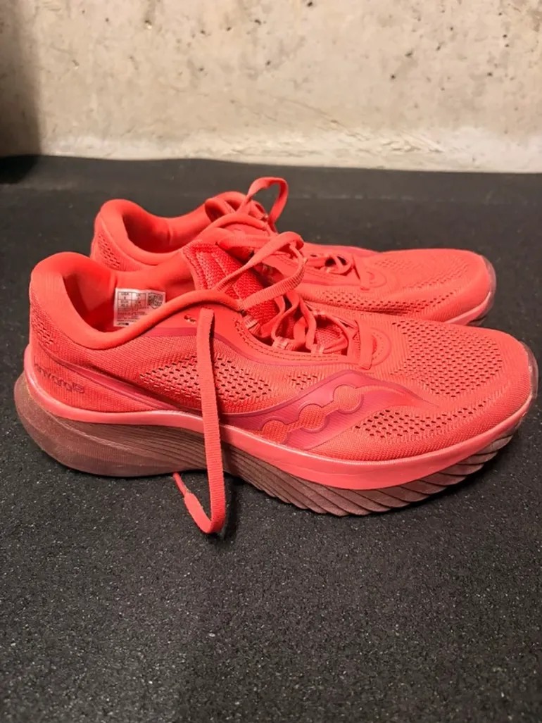 Saucony Kinvara bike usato — immagine 1 di 5