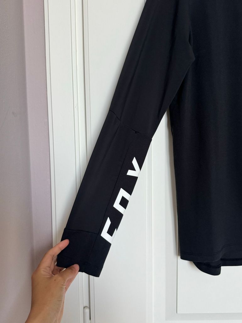 Used Fox Racing MTB Defend Long Sleeves Tshirt bike — image 4 of 7