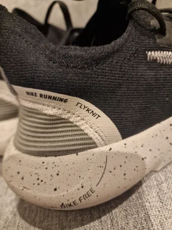 Nike Flyknit bike d'occasion — image 4 sur 8