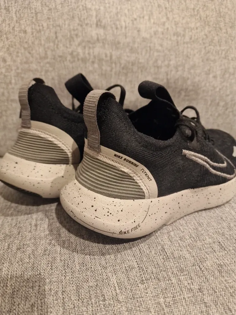 Nike Flyknit bike d'occasion — image 3 sur 8