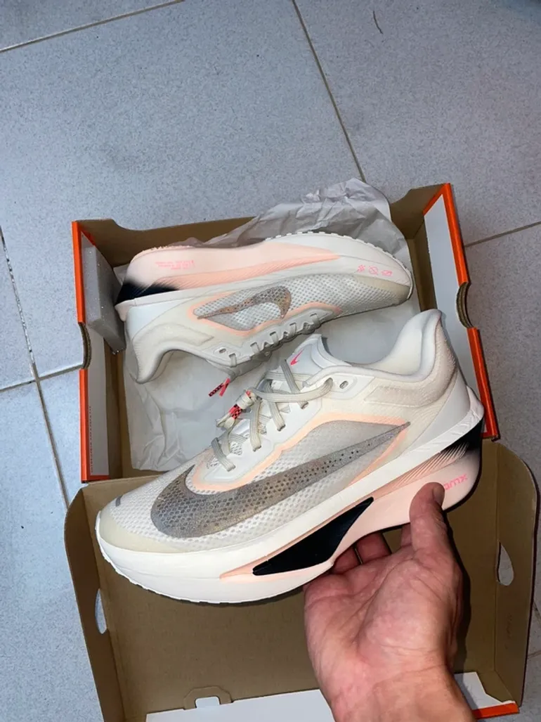 Nike Zoom Fly 6 bike d'occasion — image 2 sur 8