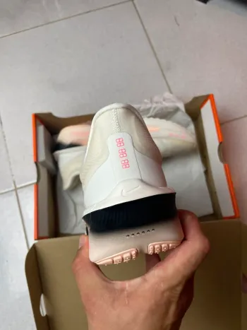 Nike Zoom Fly 6 bike d'occasion — image 3 sur 8
