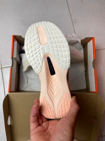 Nike Zoom Fly 6 bike d'occasion — image 4 sur 8