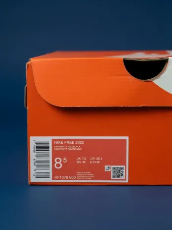 Nike Free 2025 bike d'occasion — image 5 sur 8
