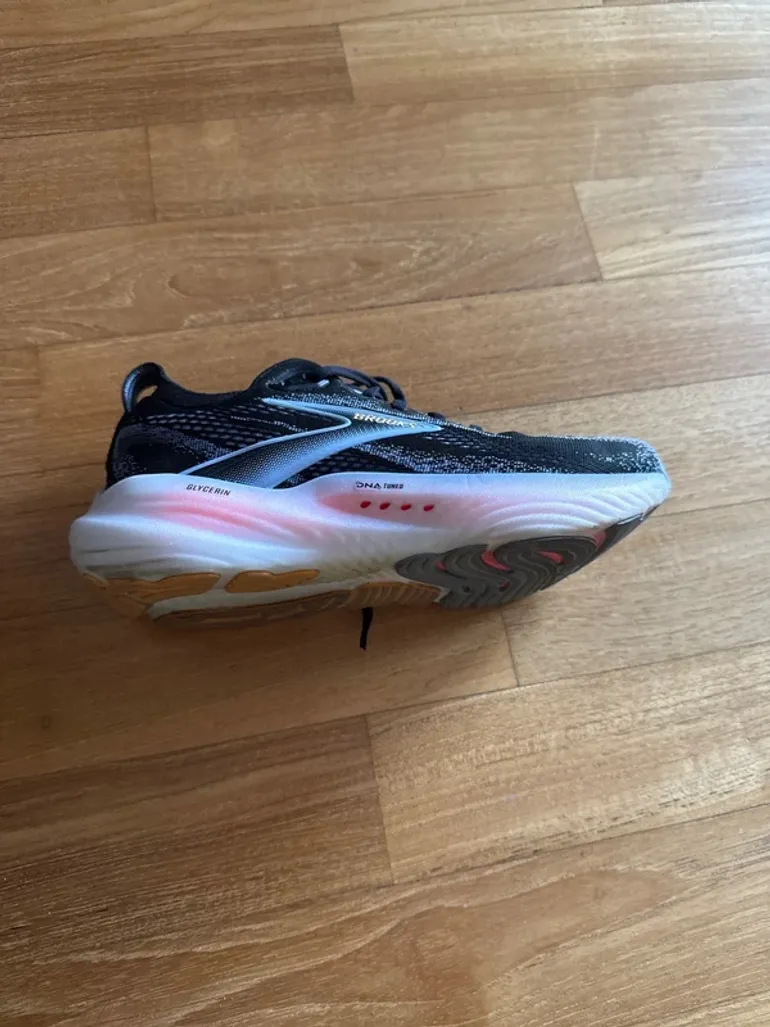 Brugt Brooks Scarpe running bike — billede 2 af 6