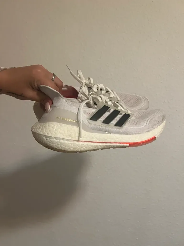 Used Adidas UltraBoost 21 bike — image 1 of 5