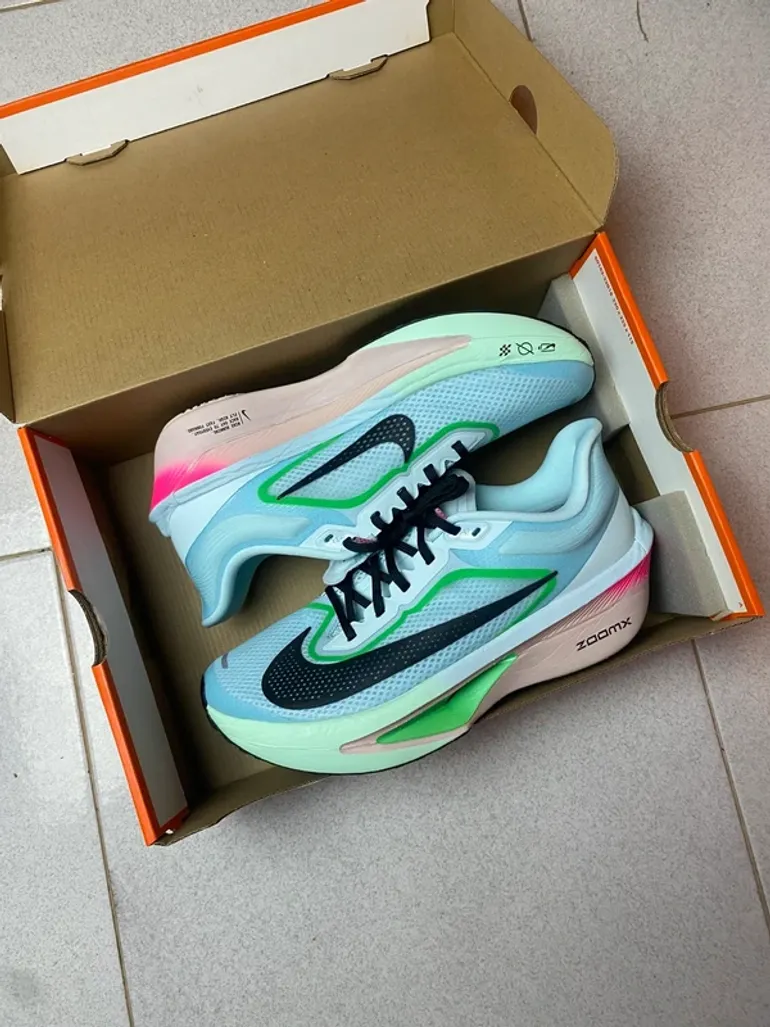 Nike Zoom Fly 6 bike d'occasion — image 1 sur 8
