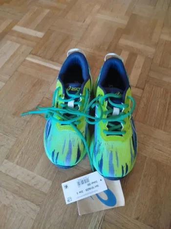 Brugt Asics running shoes bike — billede 2 af 3