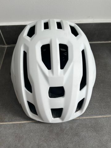 Używany Oakley ARO3 MIPS Helmet bike — zdjęcie 1 z 5