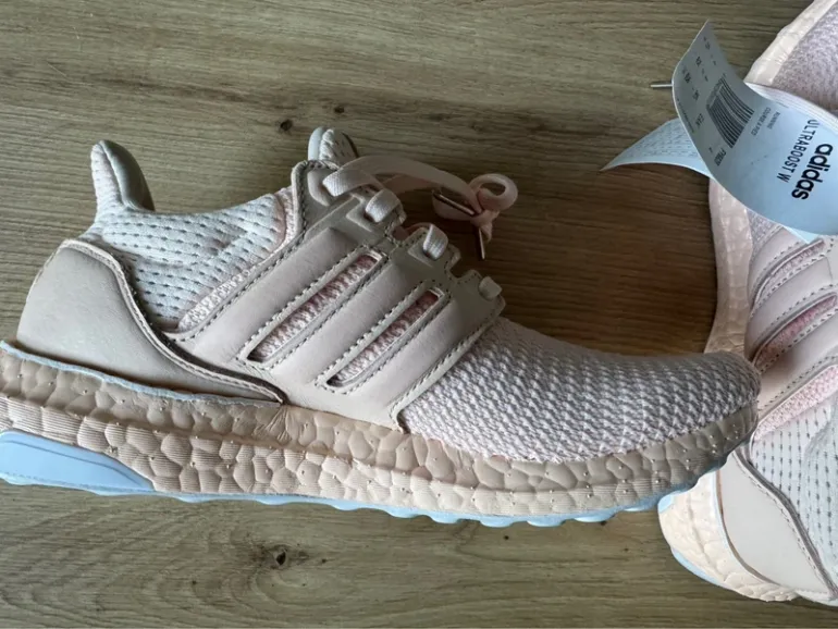 Used Adidas Ultra Boost bike — image 6 of 7