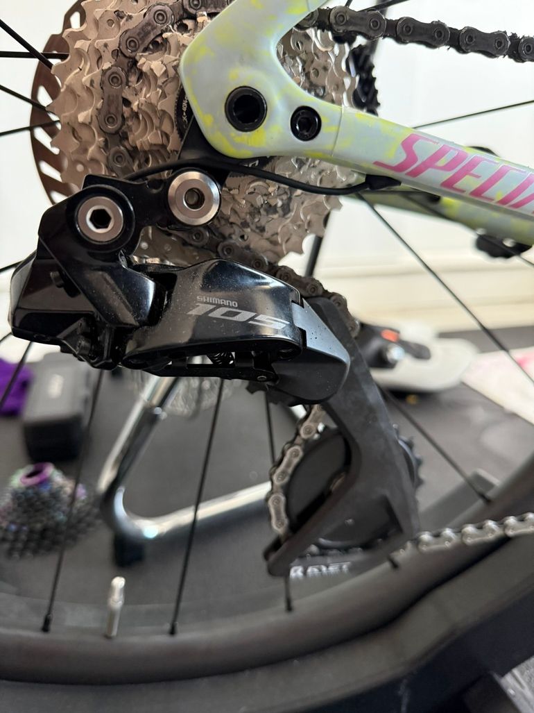 Used Shimano 105 Di2 Groupset bike — image 2 of 8