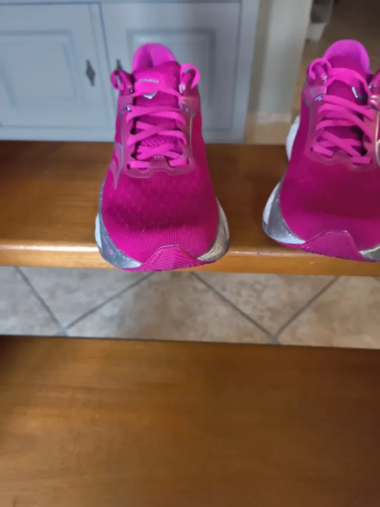 Brugt Saucony Triumph 22 bike — billede 9 af 15